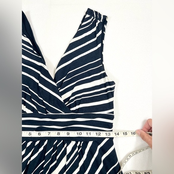 ANN TAYLOR Women’s V Neck Blue White Stripe Sleeveless Maxi Knit Dress Size XS - Picture 2 of 12
